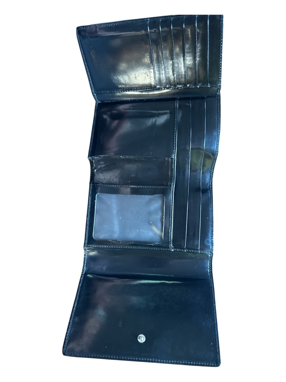 GUCCI VTG Black Patent Leather 4 Fold Wallet Snap Closure CC bills coins 6x4x1 - Picture 5 of 16